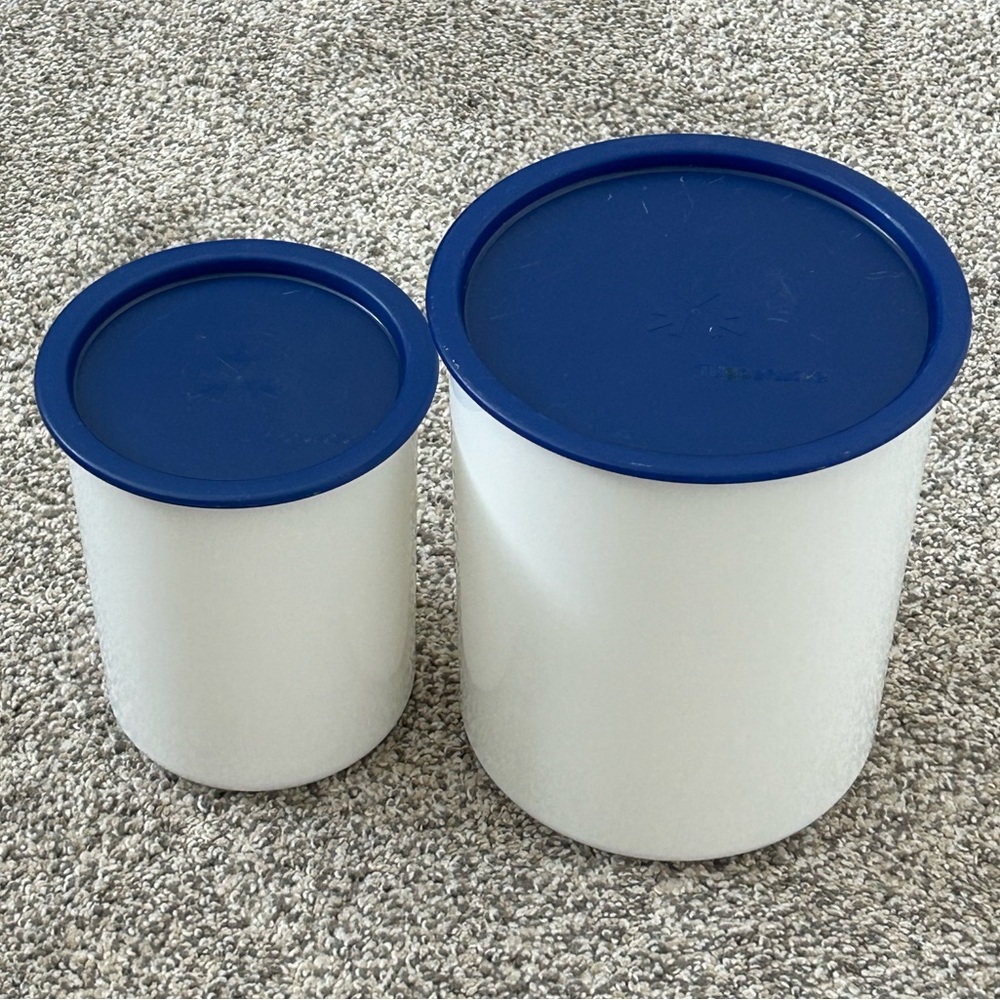 TUPPERWARE NAVY BLUE "A" & "C" ONE TOUCH CANISTERS #2422, #2418